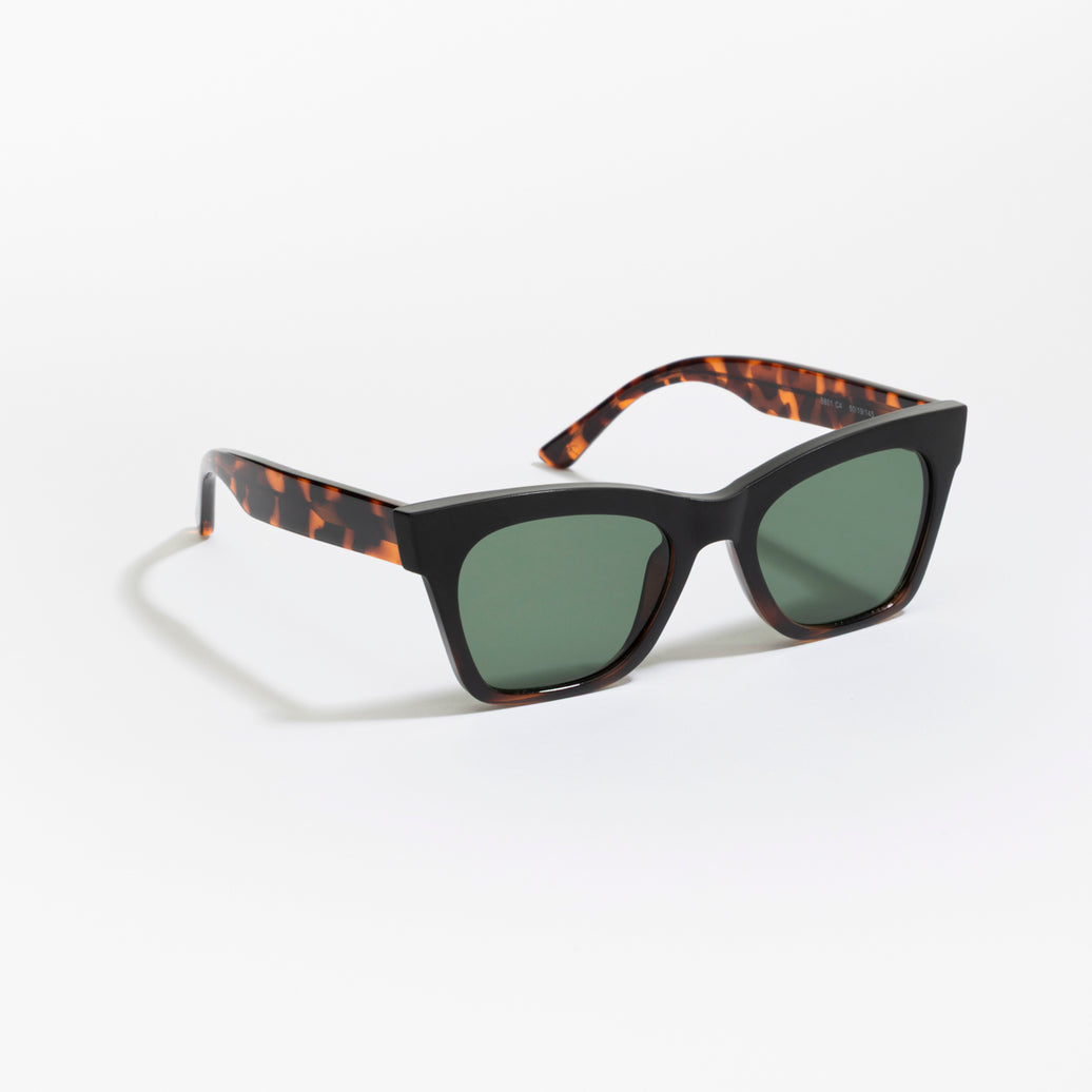 Cain & Co Monochrome